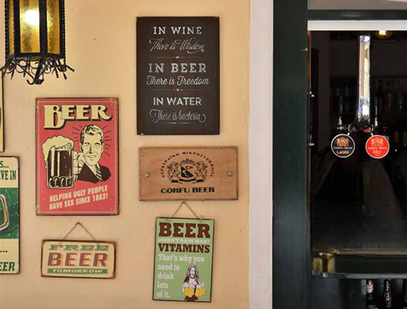 Tin Signs1.9